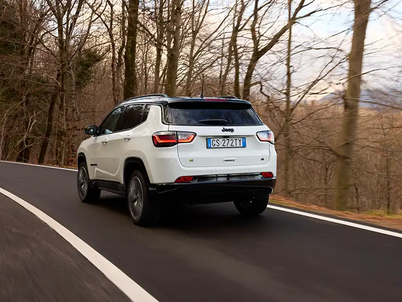 Jeep Compass e-hybrid